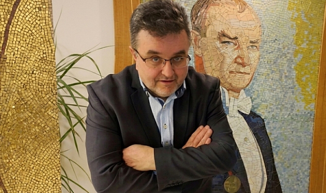 Duayen gazeteci ve yazar Güven Albayrak vefat etti.